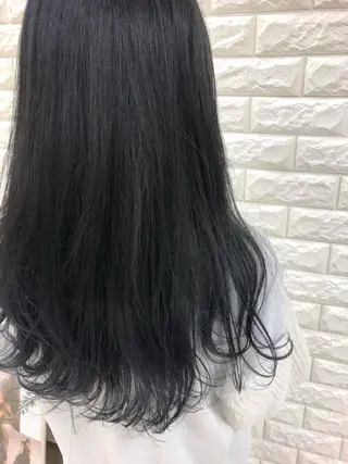 ロング カラー 似合わせ.ﾍｱｾｯﾄ 得意🌹井上美沙のヘアスタイル