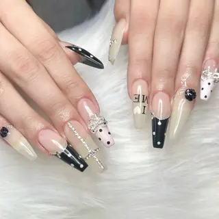 ネイル Salon Mori所属・☺︎ amiのネイルデザイン
