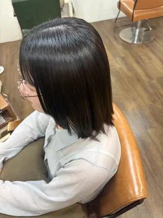 ミディアム カラー chacha blanc元山のヘアスタイル