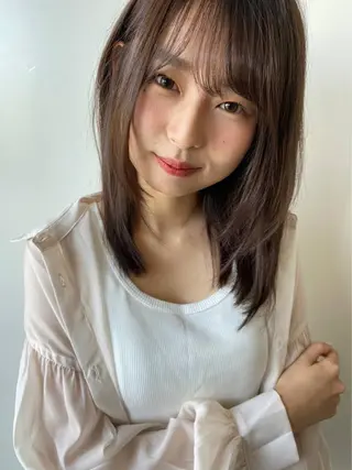 カラー 韓国風レイヤー ∕ 大隣 里桜のヘアスタイル