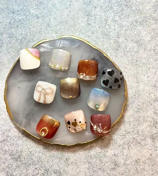 ネイル Loverystal アイミのマツエク・マツパデザイン