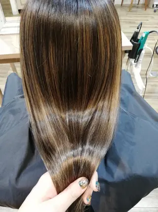 ロング 北山 なるみのヘアスタイル