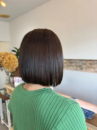 ショート 亀田 萌奈のヘアスタイル