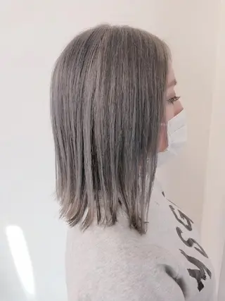 ミディアム カラー デザインカラー髪質 改善Lilithのその他イメージ