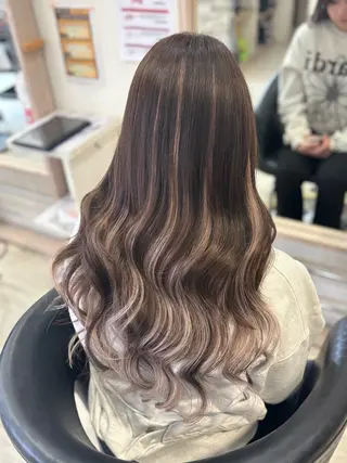 ロング KR2S北野田所属・艶カラー🫧/シール エクステRYOKAのヘアスタイル