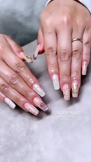 ネイル 関山 志乃のネイルデザイン