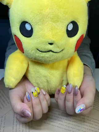 ネイル R.I所属・R.I みちのネイルデザイン