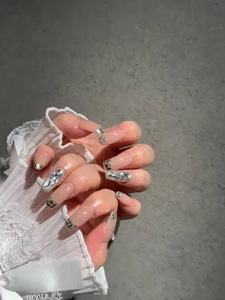 ネイル I-nailロング /ワンホン/キラキラのネイルデザイン