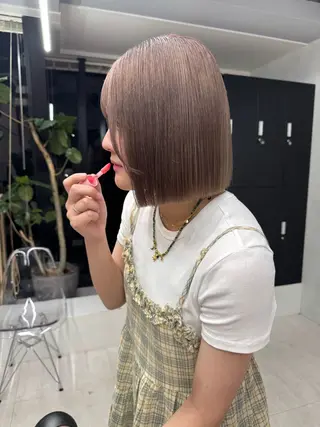 ショート カラー 顔周りレイヤー /kokoro🦮のヘアスタイル