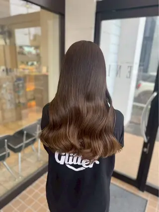 カラー 甲斐谷 真凜のヘアスタイル