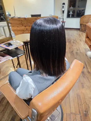 ミディアム 近藤 那果のヘアスタイル