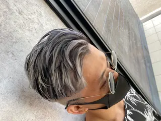 ショート カラー メンズ Kobayashi ハイライト/ショートのヘアスタイル