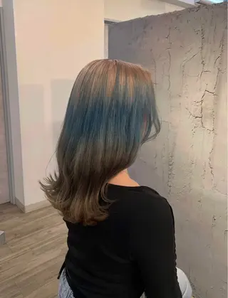 ミディアム カラー いぐちしょうた🫧 VISAGEbaskのヘアスタイル