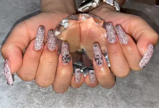 ネイル PecheBloom パラジェルフィルインのネイルデザイン