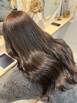 ロング 山口 愛結のヘアスタイル