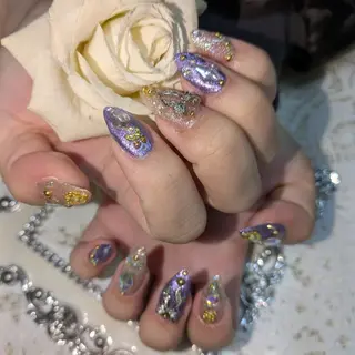 ネイル エステとネイル ローズコンフォートのネイルデザイン