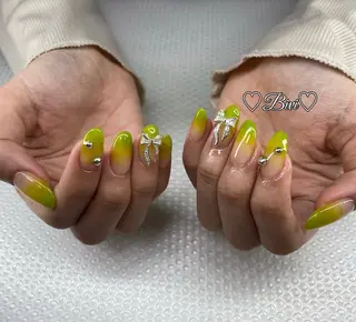 ネイル ♡Bivi♡自爪に 優しいネイルサロンのネイルデザイン