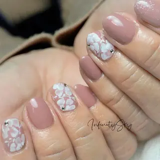 ネイル infinity skyのネイルデザイン