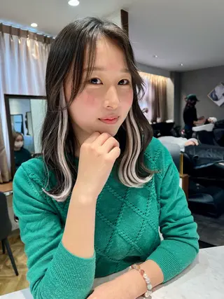 ミディアム カラー ARIA💎縮毛矯正 ブリーチ💎複雑履歴のヘアスタイル