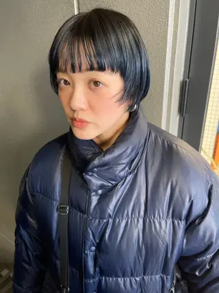 ショート カラー pole/apartment所属・💓パーマ，💗 レイヤーカットのヘアスタイル