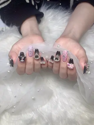 ネイル U·Mi nail salon所属・U·MI 上野御徒町店のネイルデザイン