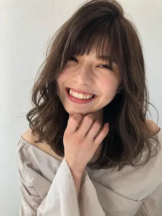 ミディアム カラー ヘアアレンジ マツエク・マツパ Noah's　Ark所属・透明感カラー🫧ヘア セット🫧松本菜月の眉毛・アイブロウイメージ