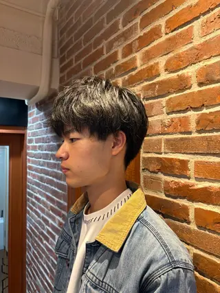 メンズ Million Bucks barber shop所属・宇野 由梨のエステ・リラクイメージ