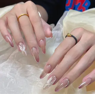 ネイル Hi Beauty 渋谷(ネイル、ハイパーナイフ6、脂肪れいきゃく、マッサージ＆エステサロン)所属・Hi beauty 渋谷のネイルデザイン