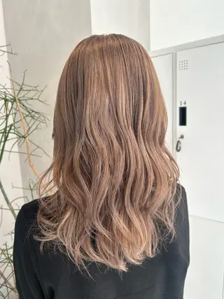 ミディアム カラー ピンク/ベージュ /似合わせ/田島百華のヘアスタイル