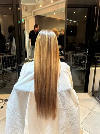 ロング パーマ ダブルカラー/ 艶カラー／こうきのヘアスタイル