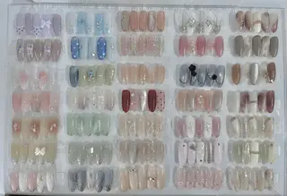 ネイル ダイ ゲンゲンのネイルデザイン