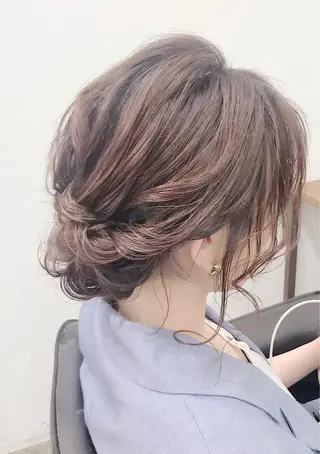 ヘアアレンジ GRANLUSSO 〜グランルッソ駅前店所属・木口 嘉美のヘアスタイル