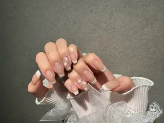 ネイル I-nailロング /ワンホン/キラキラのネイルデザイン
