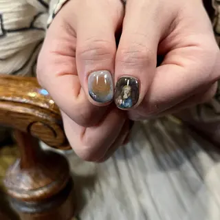 ネイル Trico Antique所属・岩本 杏のネイルデザイン