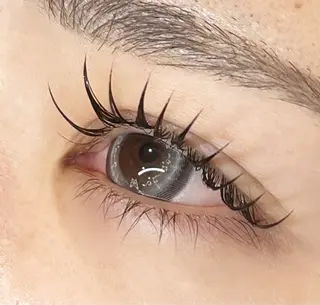 マツエク・マツパ トータルビューティサロン cure所属・鈴木 里奈のマツエク・マツパデザイン