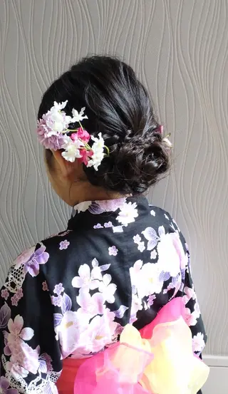 ロング ヘアアレンジ キッズ 大槻 百合子のヘアスタイル