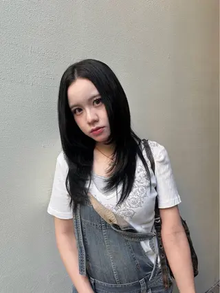 ロング カラー aoi /ニュアンス /透明感カラーのヘアスタイル