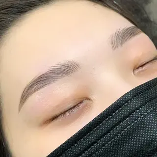 アイブロウ Eye beauty Paradiseのマツエク・マツパデザイン