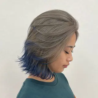 ミディアム RIENS xreaのヘアスタイル