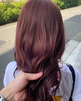 ロング カラー 🌈re-room EIKI🇰🇷のヘアスタイル