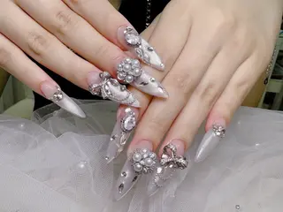 ネイル lucky nail 歌舞伎町のネイルデザイン
