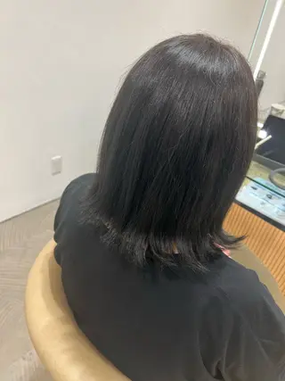 ミディアム カラー ONE CONCEPT【ワンコンセプト】所属・飯味 華菜のヘアスタイル