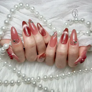 ネイル M2 BEAUTY Marieのネイルデザイン