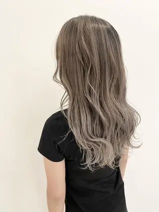 セミロング カラー 美髪改善×シールエク ステ/ヨシモトカンジのヘアスタイル