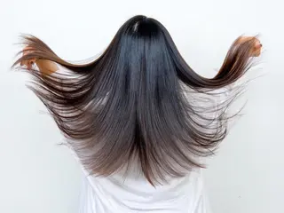 ロング オザキクウガ/ ブリーチ/髪質改善のヘアスタイル