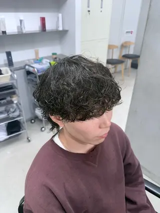 パーマ メンズ 深谷 侑亮のヘアスタイル