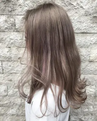 セミロング カラー ヘアアレンジ エクステの神様 ▫️原島ユウヤ▫️のヘアスタイル