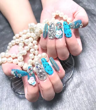 ネイル KiKO 🌻ひまわりサロンのネイルデザイン