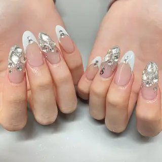 ネイル MiRanda Nail所属・MiRanda 保坂 舞のネイルデザイン