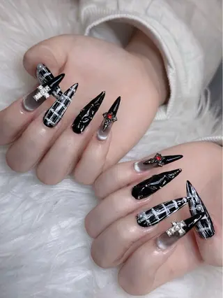 ネイル Lumi Nail 新大久保3‘のネイルデザイン